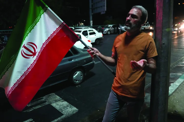 The US says it thwarted an Iranian missile attack that ended a brief pause in fighting